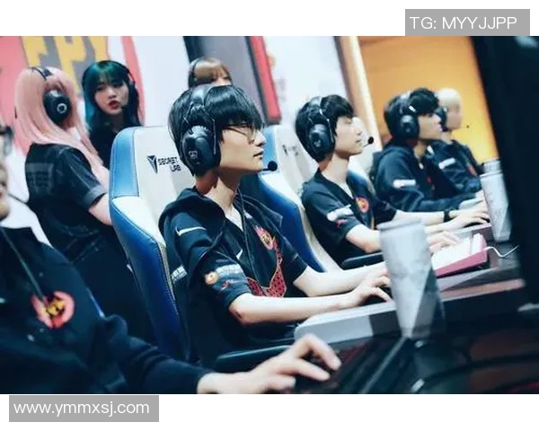 热议王者荣耀：FPX战队如何通过意识变革重塑团队竞争力
