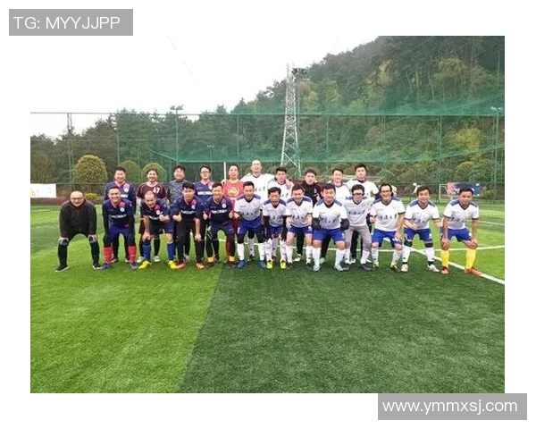 重庆足球队配合策略分析与战术探讨助力球队提升整体实力 重庆足球队配合策略分析与战术探讨助力球队提升整体实力