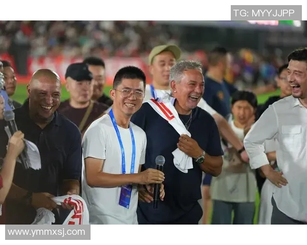 中国足球历史上曾邀请过的国际足球明星盘点与回顾 中国足球历史上曾邀请过的国际足球明星盘点与回顾